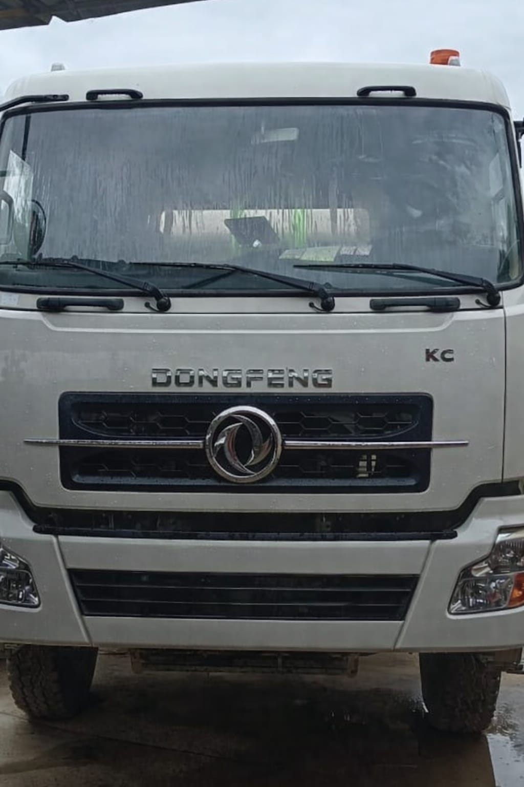 MIXER HORMIGONERO DONGFENG / DFL5251GJBA4